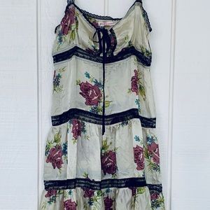 Betsey Johnson silk slip dress floral size 4